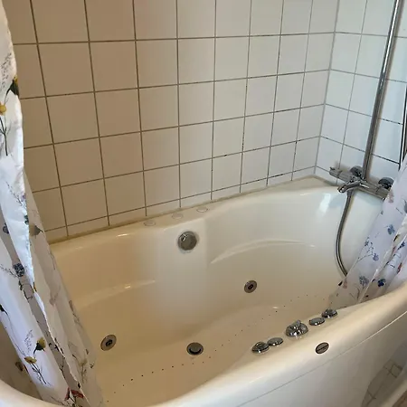 Stunning In With 3 Bedrooms And Wifi Løkken